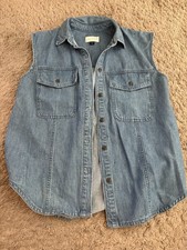 Universal Thread Small Sleeveless Light Denim Top Women  s Collared Cotton Shirt