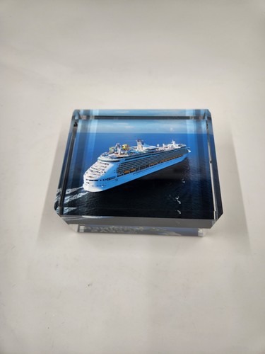 Royal Caribbean Color Crystal Block MARINER OF THE SEAS Crown And Anchor Society - Bild 15 von 24