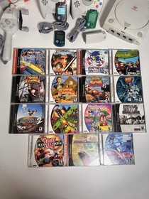 *TESTED* SEGA Dreamcast Console w/ 15Games, 3 Controllers & Accessories *READ*