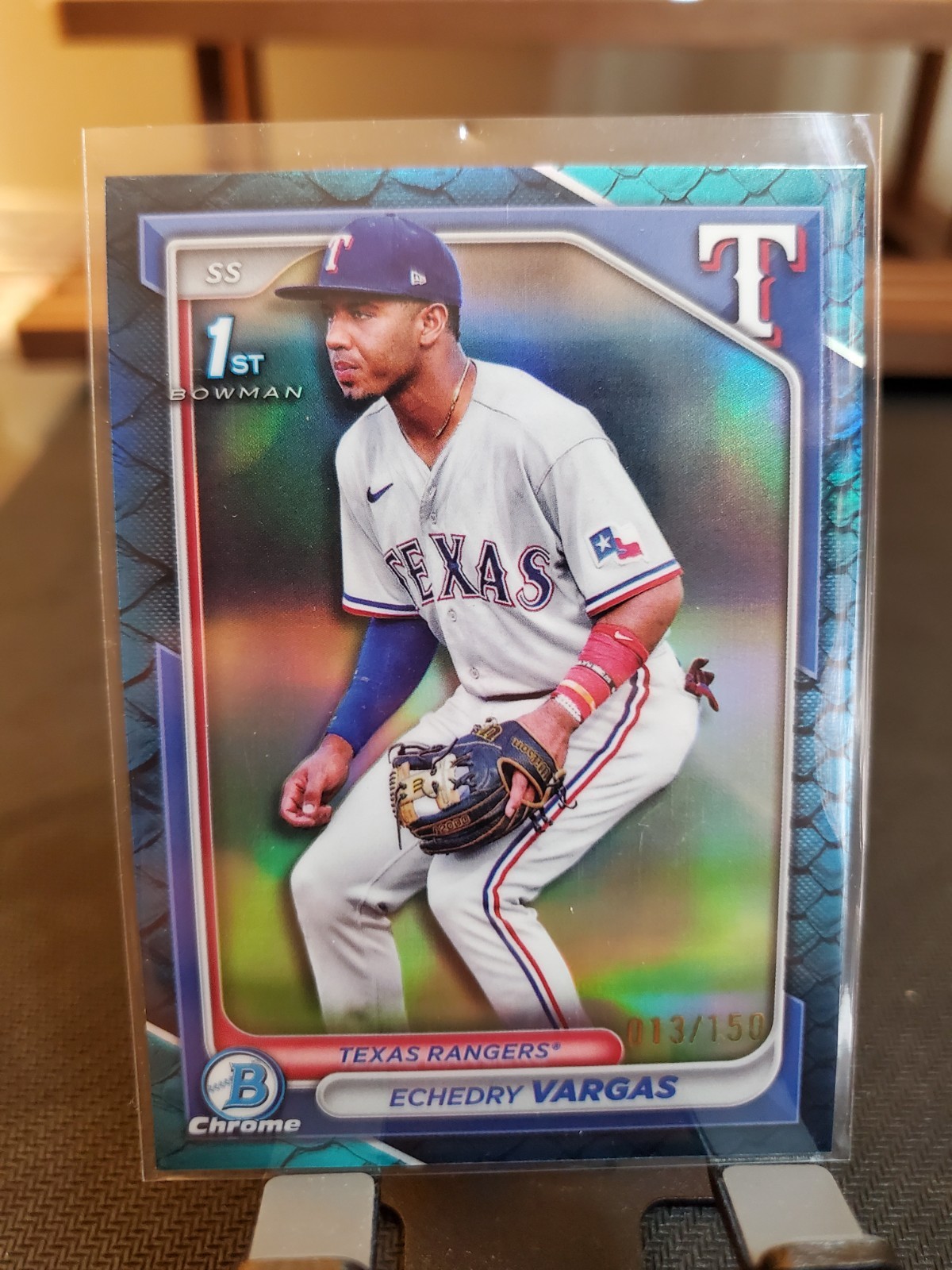 ECHEDRY VARGAS 2024 BOWMAN CHROME 1ST BLUE REPTILIAN REFRACTOR /150 RANGERS