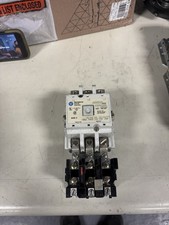 Westinghouse A200M2CAC Size 2 Motor Starter MFG. CISAS 120V Coil Model J USED