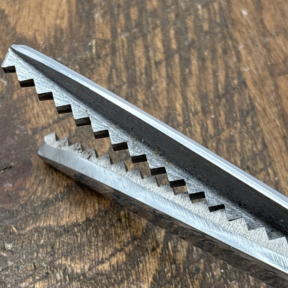 Vintage WISS CC7 Pinking Shears Zig Zag Scissors 7.5" Chrome USA - Image 3 of 4