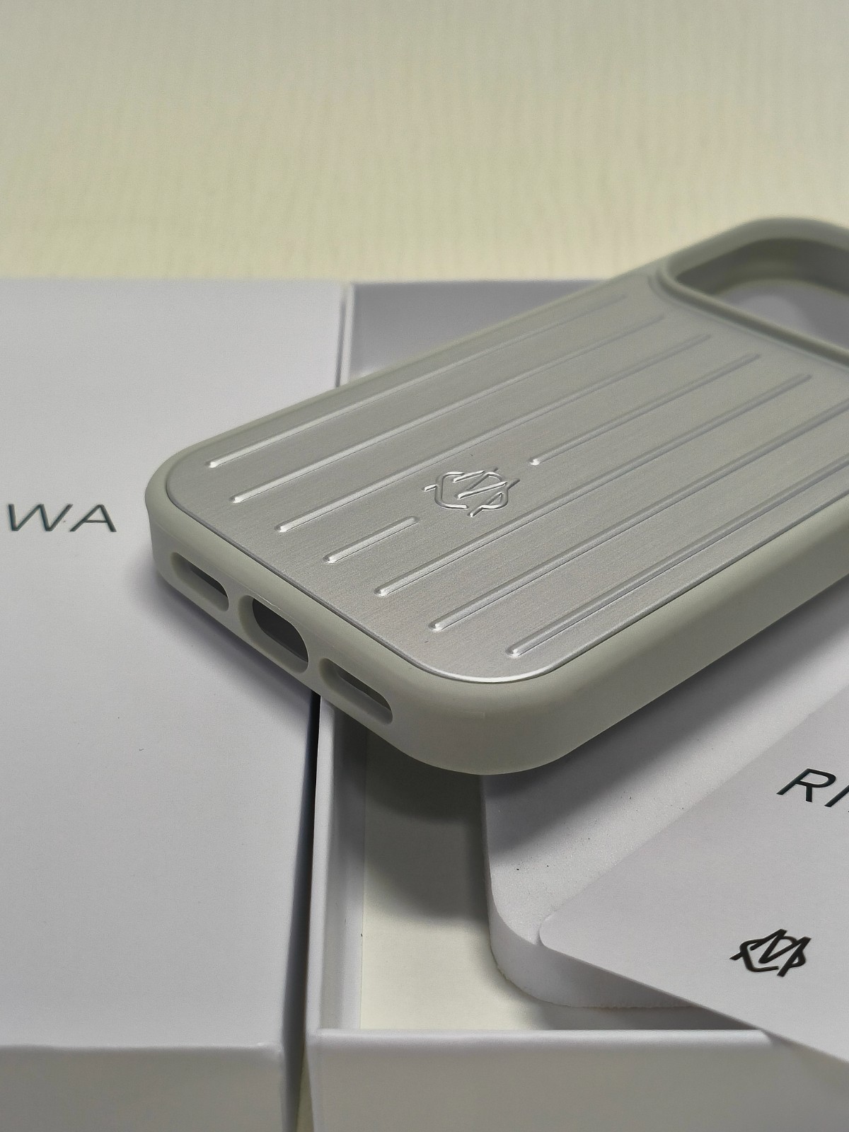 RIMOWA For Apple iPhone 17 Pro Max Silver Aluminium Phone Case