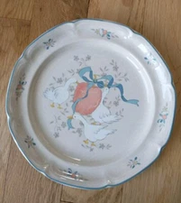 INTERNATIONAL CHINA COMPANY 8868 MARMALADE DINNER PLATE 10 3/4" NO CHIPS