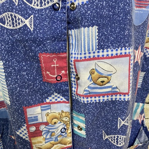 Vintage Simply Basic Medium Blue Teddy Bear Sailing Nautical Snap Scrub Top BB27 - Picture 3 of 7