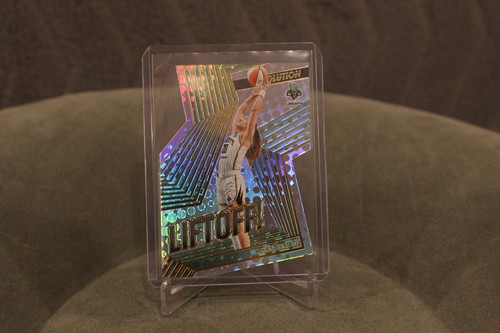 2022 Panini Revolution WNBA Liftoff! DIE CUT #18 Sabrina Ionescu - NY Liberty - Picture 5 of 7