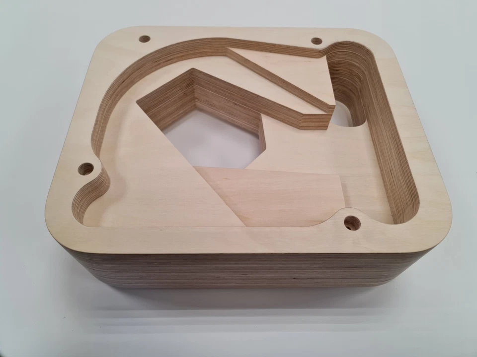 Baltic birch plywood plinth for Thorens TD 124 - Image 2 of 4