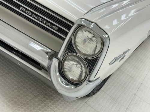 1964 Pontiac Catalina Sport Coupe - Picture 10 of 12