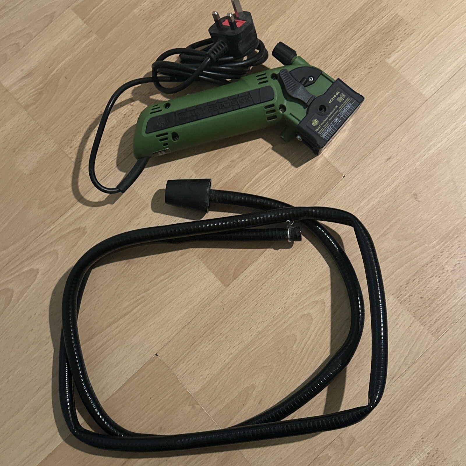 Exact Saw EC310GL Precision Mini Plunge Circular Saw 230v 350w With