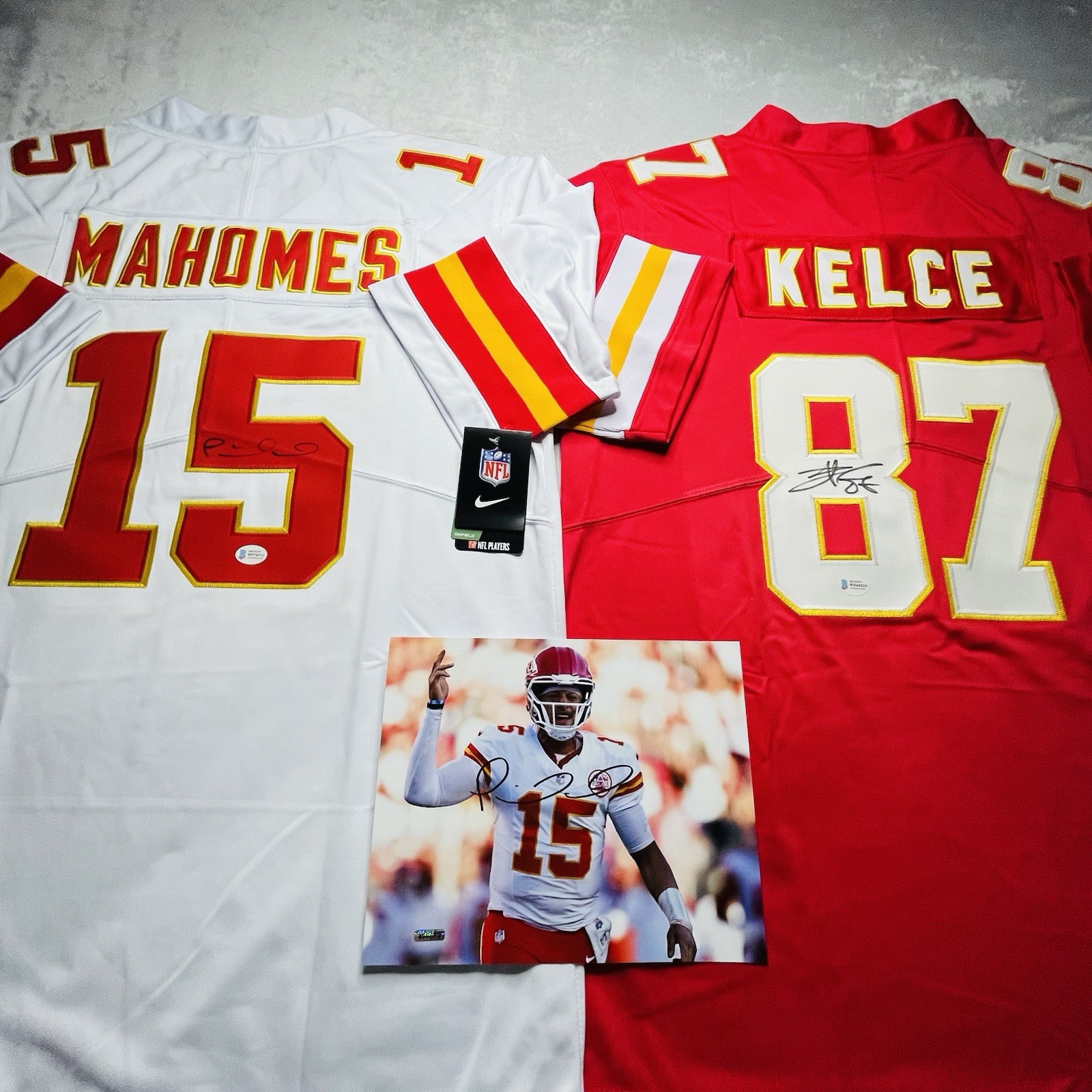 Patrick Mahomes Autographed Signed Kansas City Chiefs (MINT) Jersey Travis Kelce Photo BECKETT 