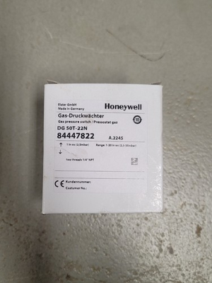 #ad Honeywell 84447822 DG 50T 22N Pressure Switch $40.00