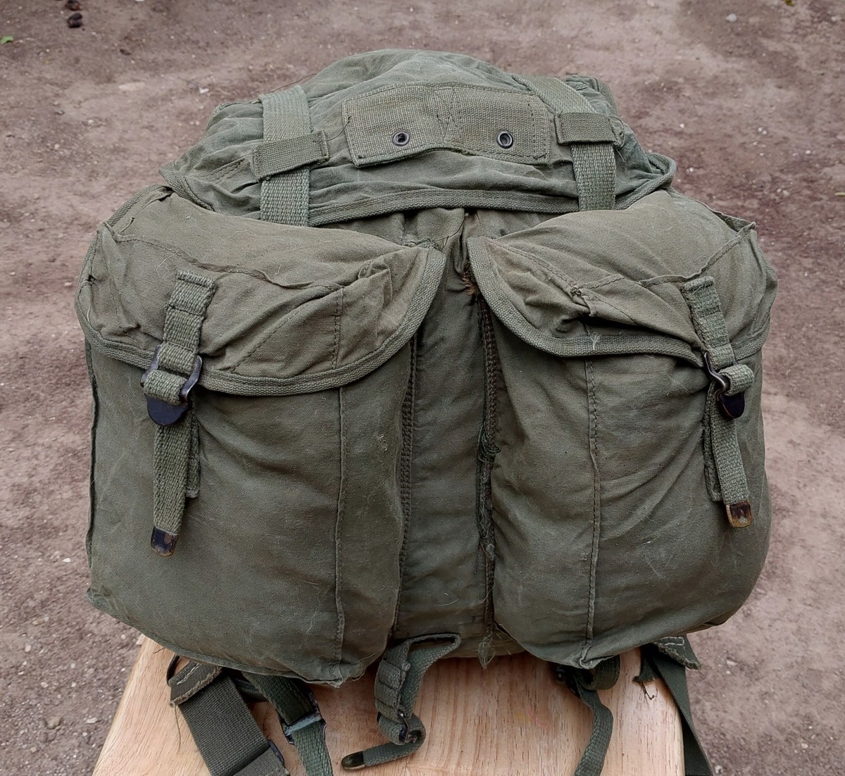 ARVN Rucksack Backpack X Frame Ranger Vietnam War Original LRRP