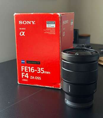 Sony Vario-Tessar T* FE 16-35mm f/4 E-Mount Zoom Lens SEL1635Z