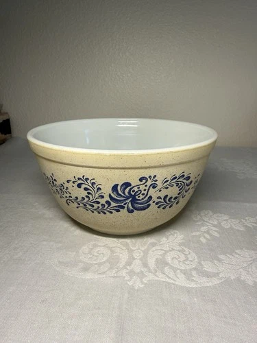 Vtg 70s Pyrex Homestead #402 Mixing 1.5 Qt Nesting Bowl EUC Blue & Tan Speckled
