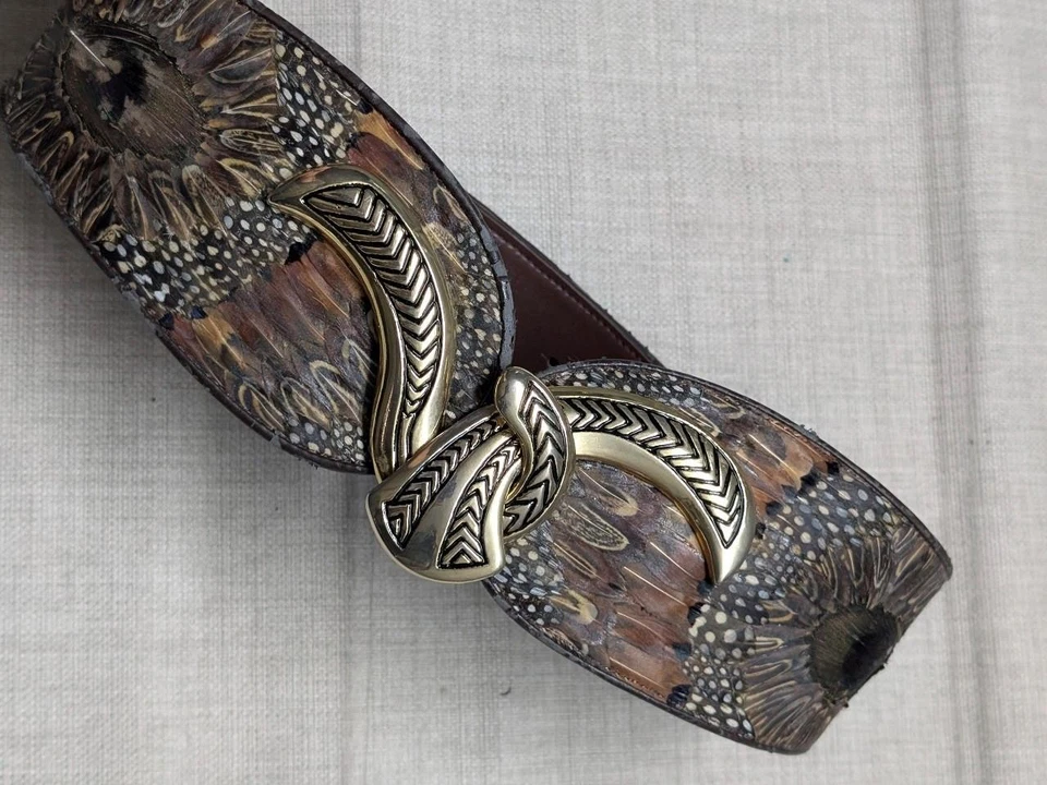 vintage PEACOCK genuine feathers CORSET statement belt 26-32 one size ADJUSTABLE - Image 2 of 4