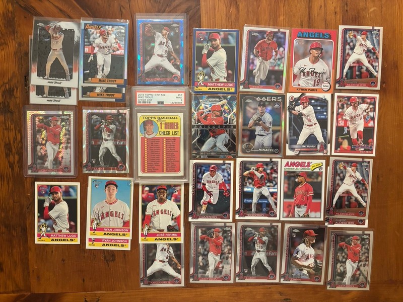 HUGE Lot Of 31 LA Angels Baseball Cards, Rookies Parallels, Mike Trout PSA 9
