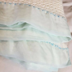 acrylic waffle weave blanket with satin trim