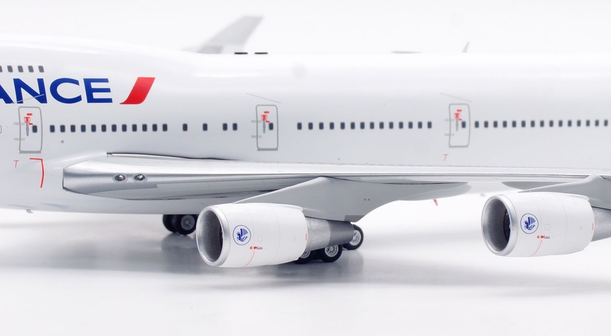 SQ Wings 1:200 Air France Boeing B747-400 Diecast Aircraft