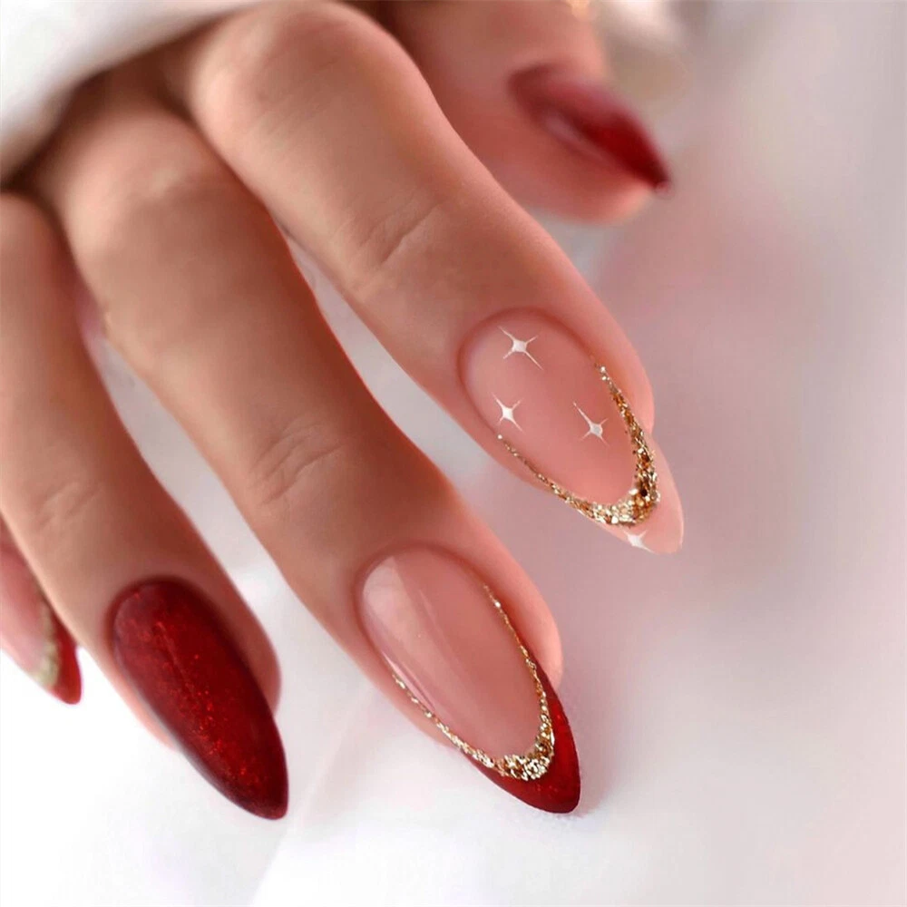 Heart-Tipped French Manicure Nail Art Trend For V-Day