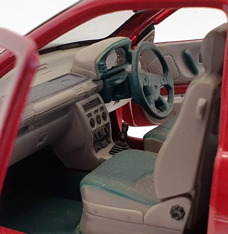 Carro modelo Ertl escala 1/18 7885 - Land Rover Freelander - Vermelho escuro - Imagem 4 de 4