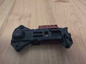 Türschloss Waschmaschine Türverriegelung Bauknecht WAK 7651 u.a. T.Nr. 71038461