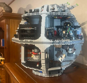 LEGO Star Wars: UCS Death Star (75159) 99% Complete