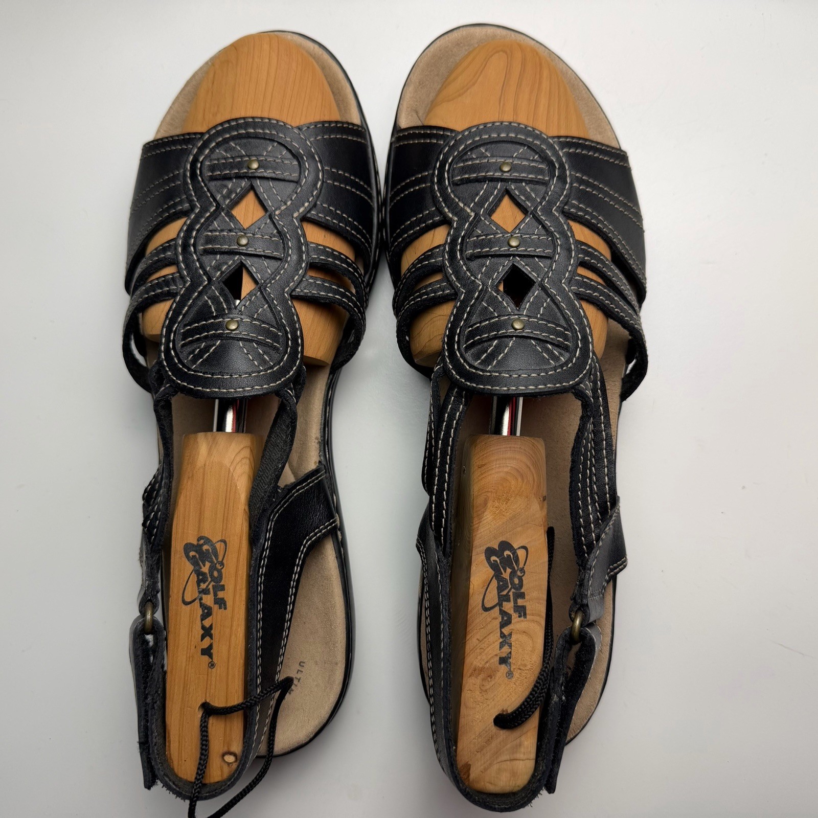 Clarks Collection Women’s Leisa Janna Black Leather Open Toe Sandals Size 9W