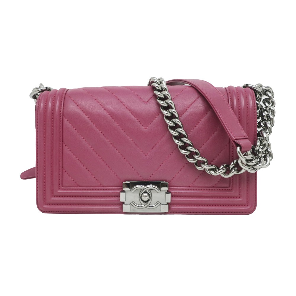 Chanel Boy Chanel Chain Shoulder Bag Chevron V Stitch Lambskin SV Hardware 43503