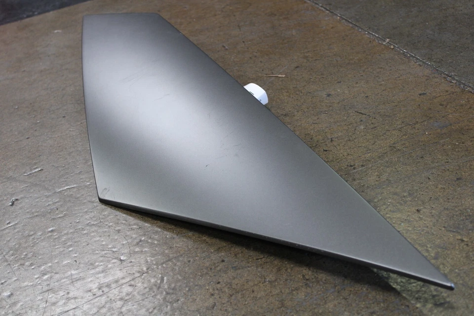 Lamborghini Aventador, diestro, derecho, ala de murciélago, rayado, usado, P/N 470119264B Foto 3 de 4