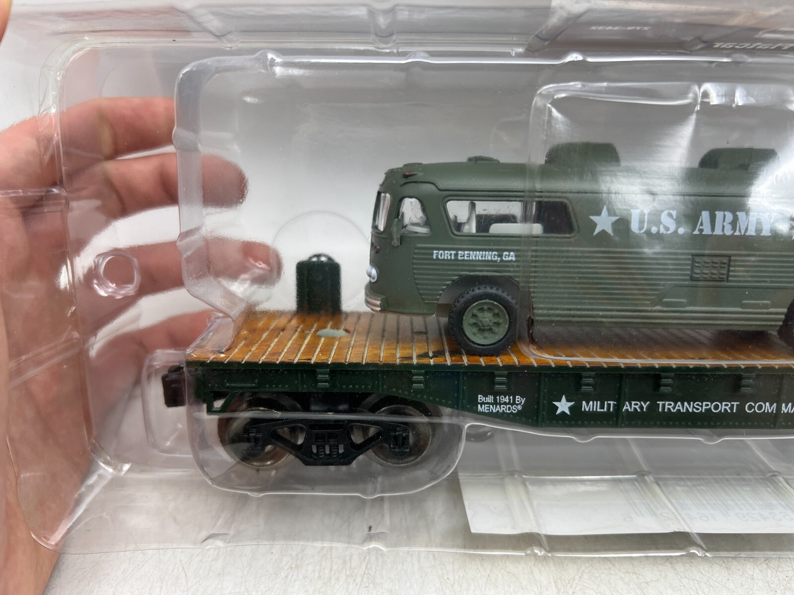 Manerds Train Menards Train Gold Line 279-3432 O Scale US Army Transport Flatcar w ...