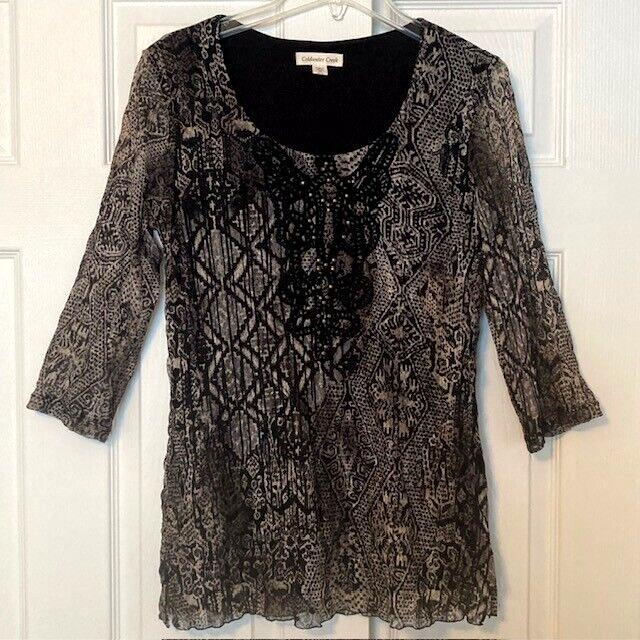 Coldwater Creek Women's Black Scoop Neck Top 3/4 Sleeves Stud Detail Size M