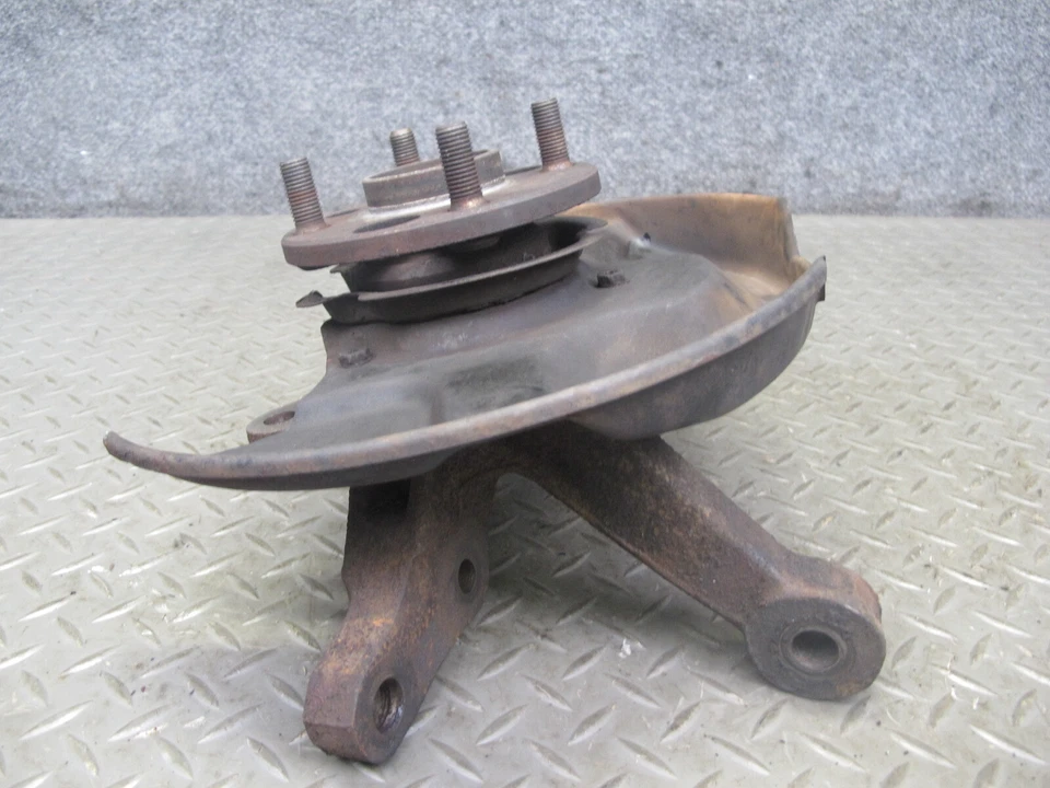 Buje de rueda nudillo eje delantero derecho TOYOTA MR2 AW15 87-89 83 K MILLAS OEM Foto 3 de 4