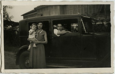 ALTES FOTO - VINTAGE SNAPSHOT - AUTO AUTO TACOT FAMILIE - OLD CAR