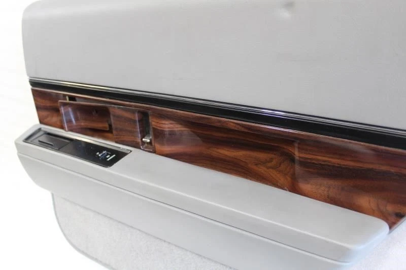 Buick Lesabre 1996 1997 1998 1999 panel de moldura de puerta trasera derecha gris 16674410 Foto 2 de 4