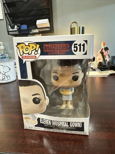 Funko Pop! Vinyl: Stranger Things - Eleven - (in Hospital Gown) #511