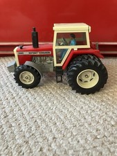 Britains Massey Ferguson 2680 Toy Farm Tractor  With Driver 1984 Dual Wheel