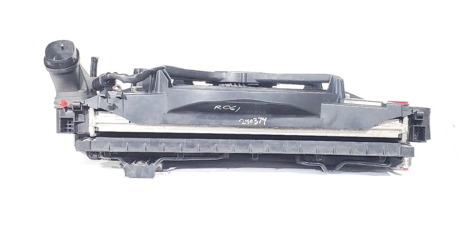 2007 2008 Mercedes CL550 OEM Loaded Cooling Radiator V8 5.5L - Image 3 of 4