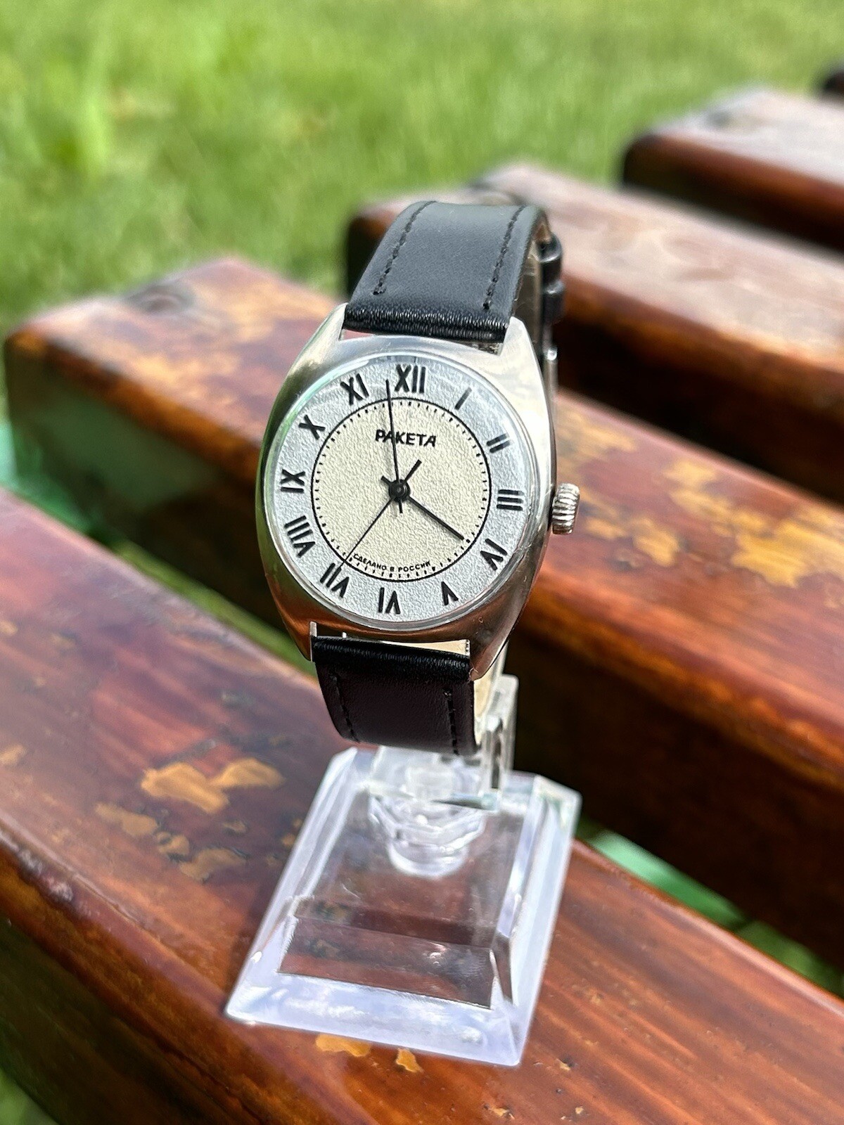 Vintage Watch RAKETA Retro Mechanical Wristwatch USSR Style Excellent 1990s