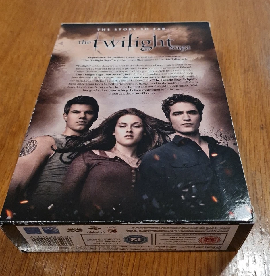 The Twilight Saga 3 DVD Box Set - Twilight, New Moon & Eclipse Dvds - NEW SEALED - Image 3 of 4