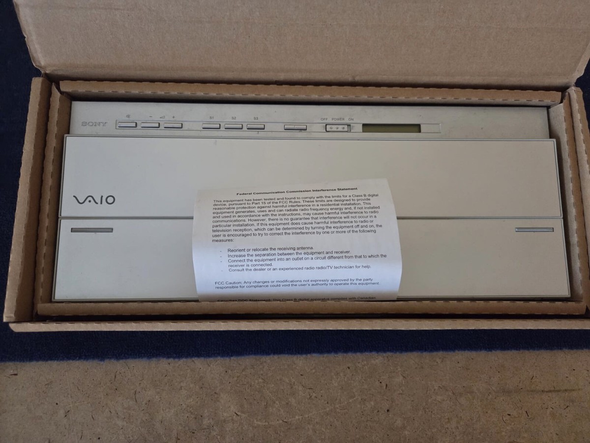 SONY VAIO VGP-WKB5US LT Series Wireless Keyboard (Keyboard Only