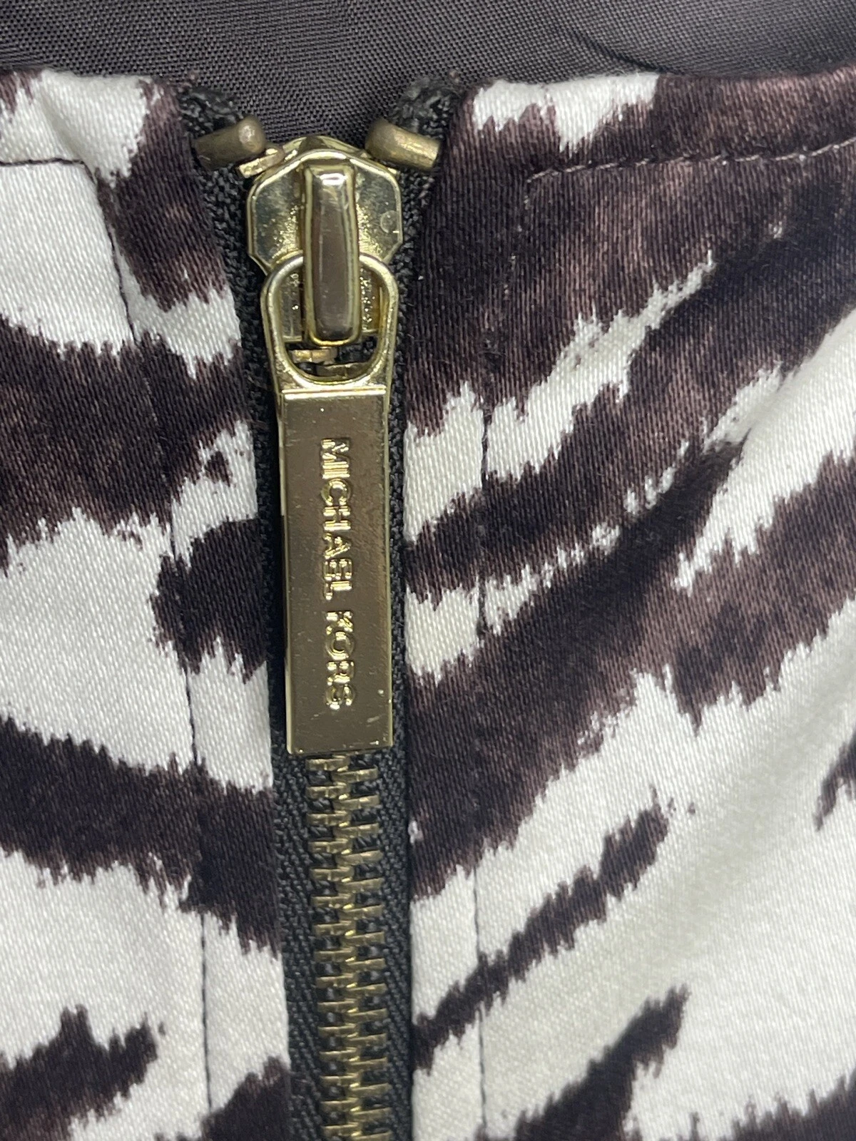 Abito donna Michael Kors senza maniche stampa animalier cerniera dietro vestito taglia 12