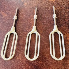 Vintage Cream Plastic Flat Mixer Beaters Paddles x3 Metal Shaft