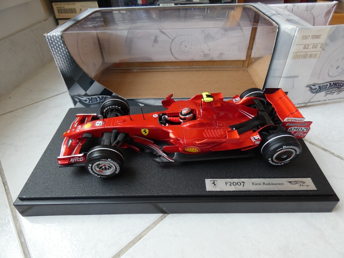 Ferrari F2007 Kimi Raikkonen #6 2007 1/18 Hotwheels F1
