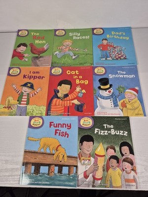 8x Biff, Chip And Kipper Books Level 2 Read With Oxford Phonics First Stories 