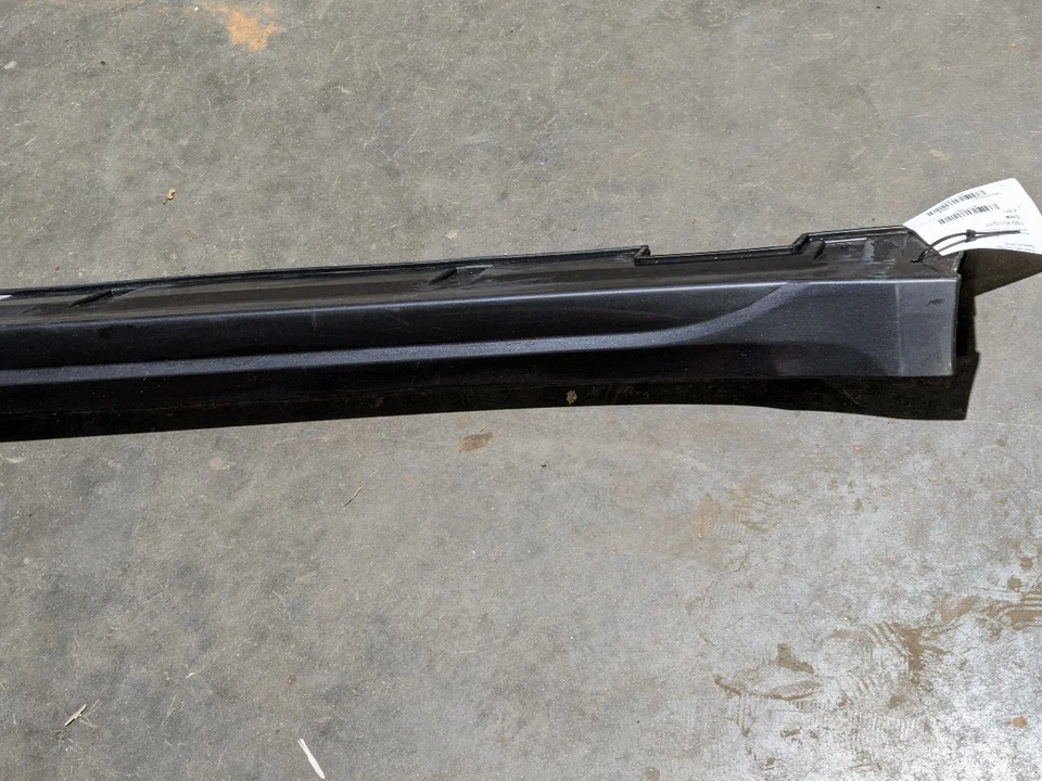 KIA OPTIMA 2017-2019 FALDÓN LATERAL IZQUIERDO LH PANEL BASCULANTE MOLDURA FABRICANTE DE EQUIPOS ORIGINALES USADO 1173801 Foto 2 de 4