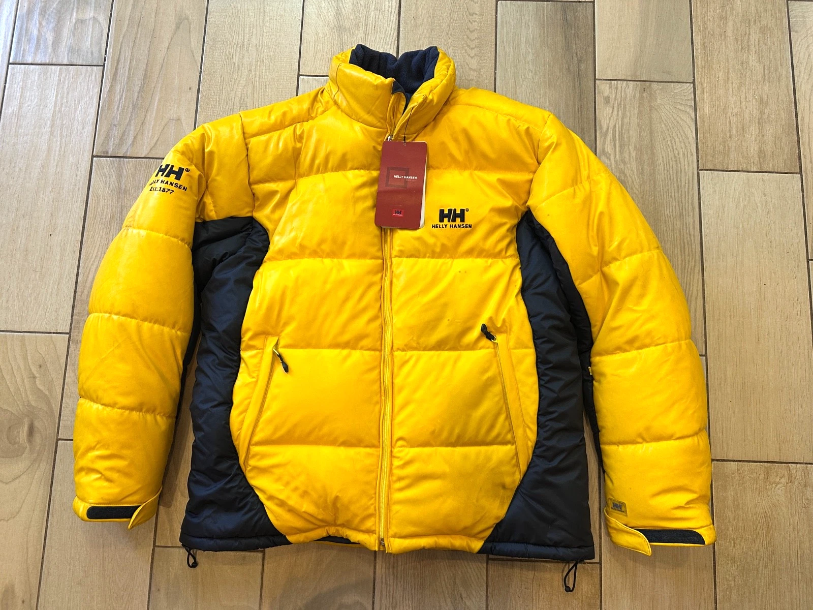 Helly Hansen Storm Jasper Down Jacket Men's Extreme Cold Down Puffer 2XL XXL
Opens in a new window o
