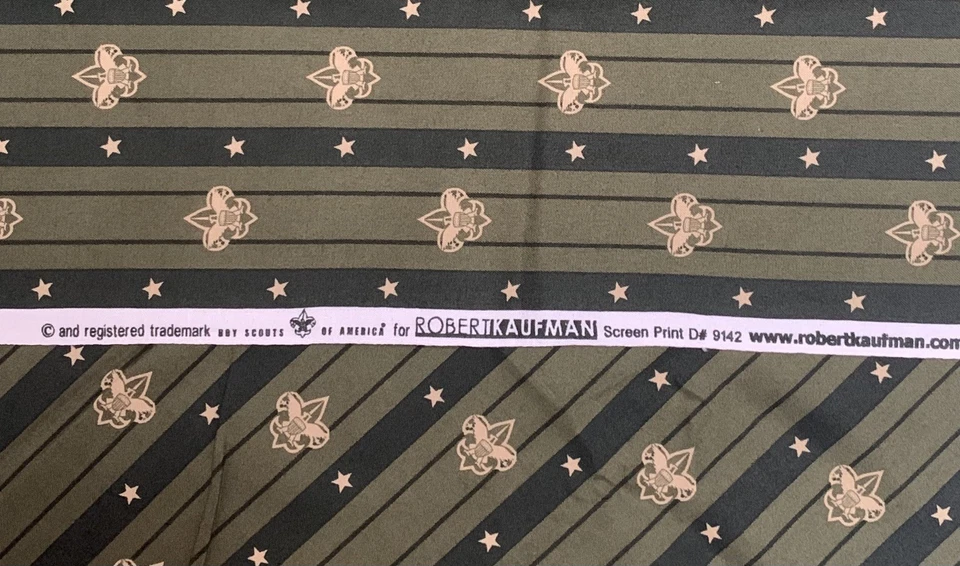 Tela Boy Scouts de Robert Kaufman rayas verdes emblema flor de lisa BTHY Foto 4 de 4