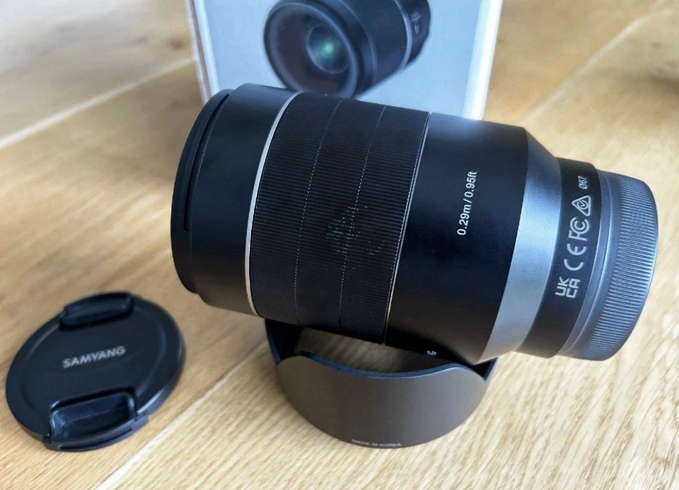 Samyang 35mm f/1,4 AF II Weitwinkelobjektiv - Sony E Dockingstation - Bild 4 von 4