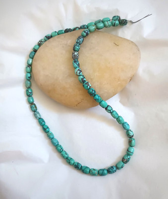 OLD STOCK HI-GRADE HUBEI TURQUOISE 5-6 x 7-8MM BARREL BEADS - 17.75'' - 2732E