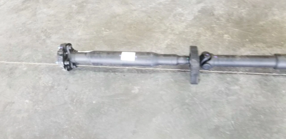 15 MERCEDES BENZ S63 AMG W222 5.5L AWD REAR DRIVE SHAFT 2224106102 - Image 3 of 4